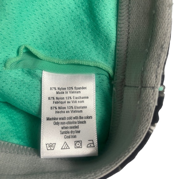 Alo Sports Bra Medium Teal Black Razor Back Strap Not Adjustable - Picture 4 of 5